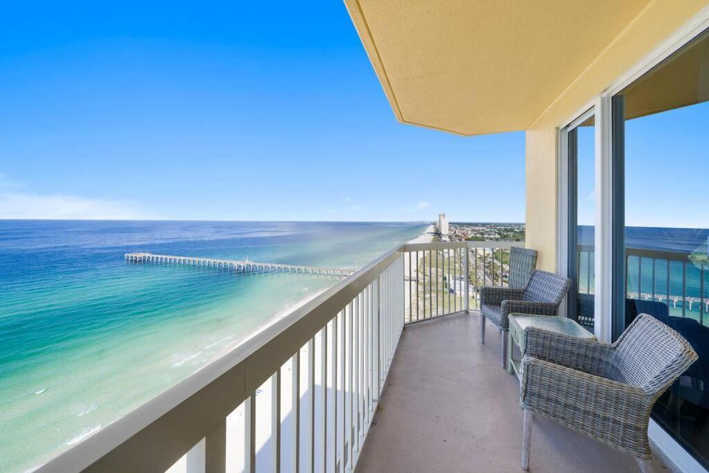 Calypso 2109 West Corner Unit With Incredible Gulf Views For Miles Holiday home