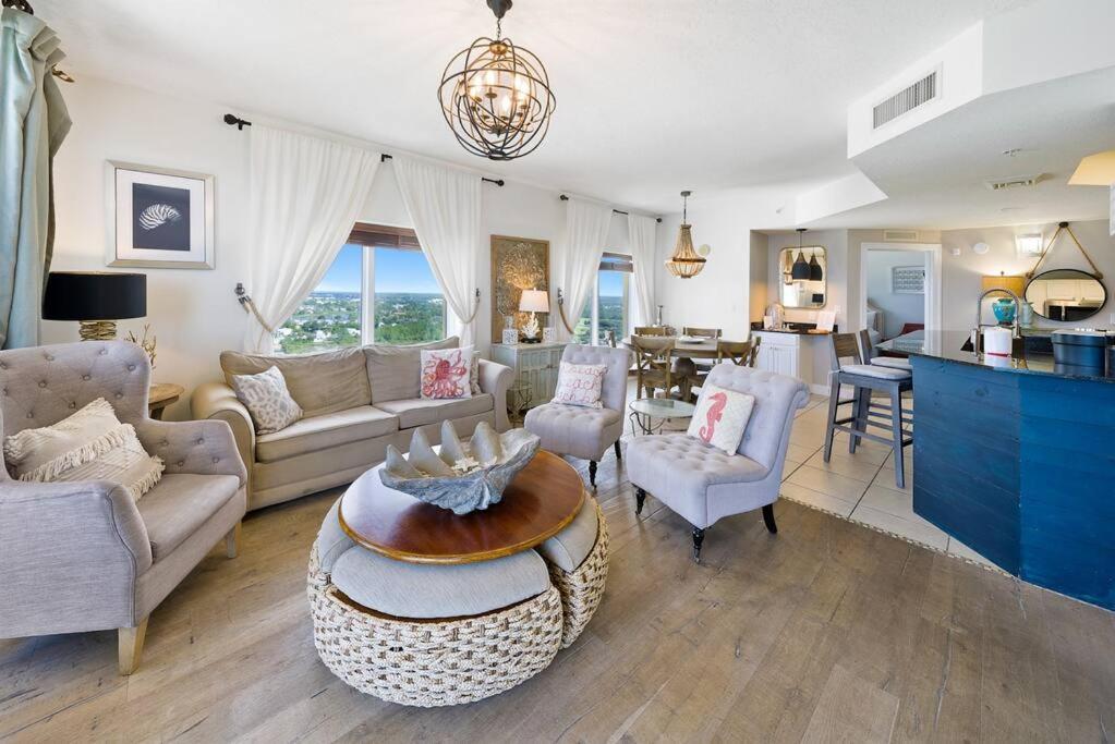 Calypso 2109 West Corner Unit With Incredible Gulf Views For Miles